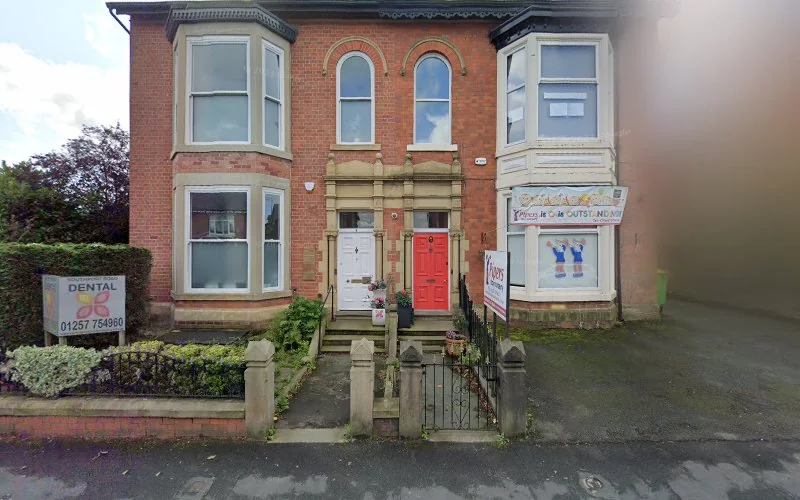 Dr David Hickey - Dentist - Dentist in Chorley