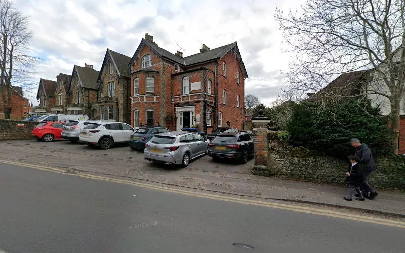 Endo Guildford - Dental clinic in Guildford