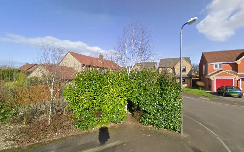 Divine Teeth Whitening - Dental clinic in Bristol