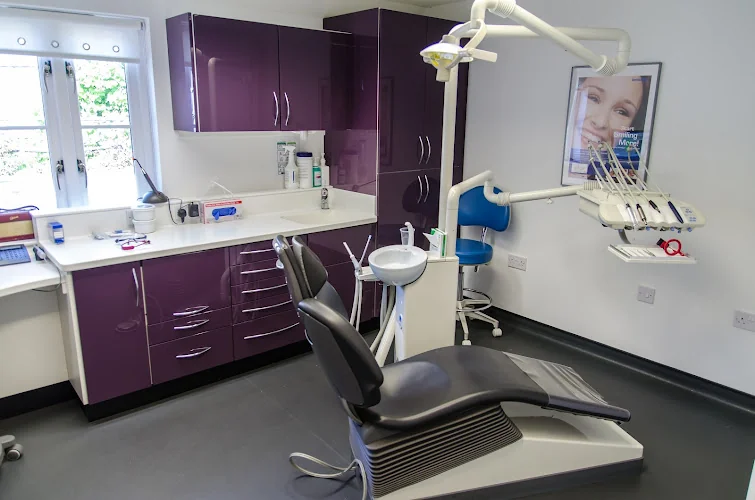 Cirencester Dental Practice - Dental clinic in Cirencester