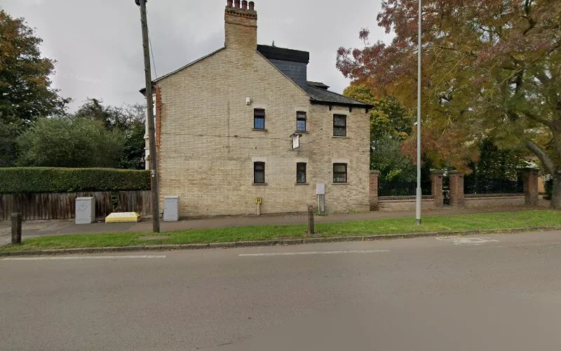 CB1 3NW - Dentist in Cambridge