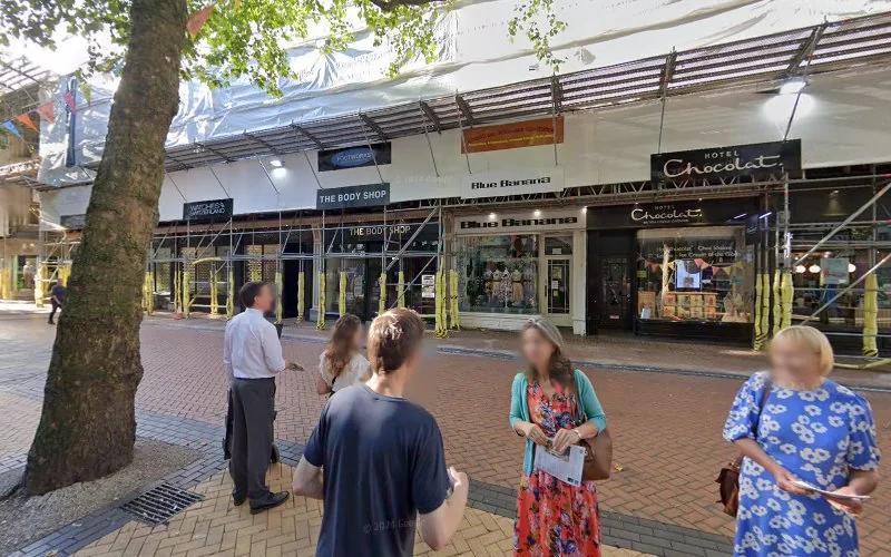 MiSmile Network UK - Cosmetic dentist in Locations