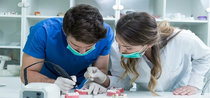 DentalineAcademy - Dental clinic in Rainham