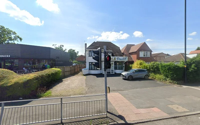 Moll D - Dental clinic in Birmingham