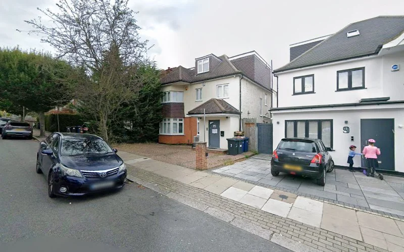 Therahealth International - Dentist in London