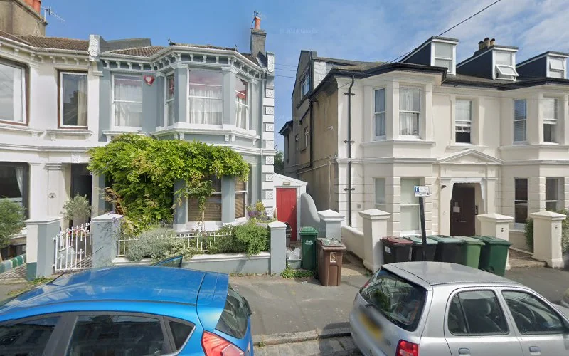 Pebble Dental Practice - Dental clinic in Brighton