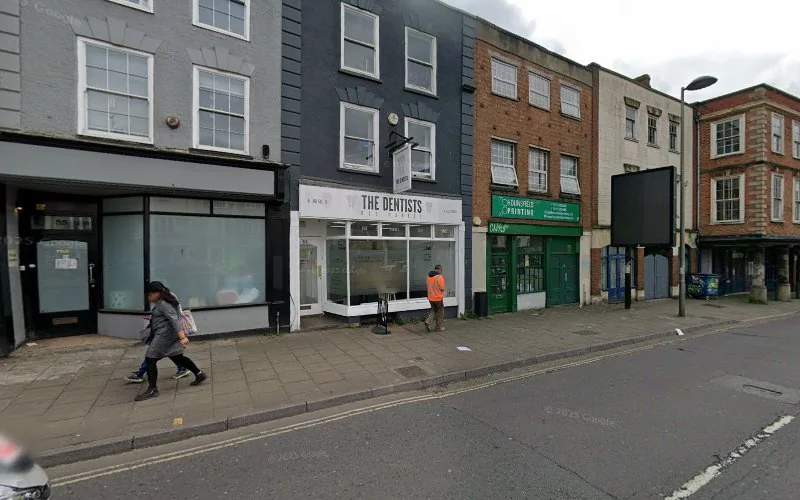 Baines C J - Dental clinic in Bristol