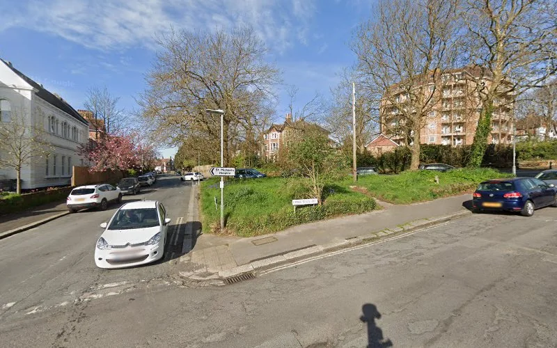 Precise Dental Design - Dentist in Saint Leonards-on-sea