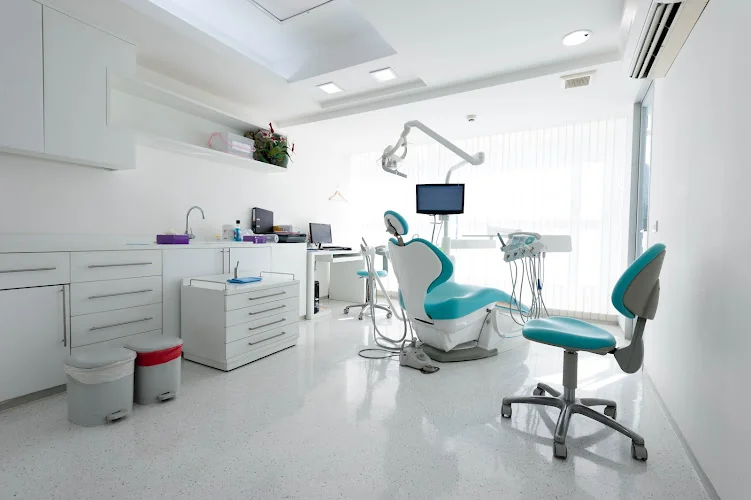 Perfect Smile Dental Centre - Dentist in London