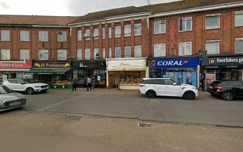 Dr R. Neelam Chadha - Dentist in Staines