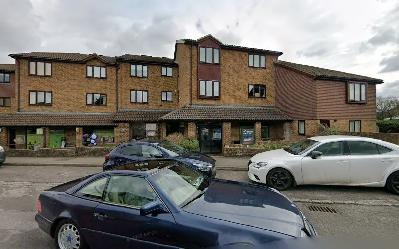 Merrow Park Dental Practice - Dental clinic in Guildford