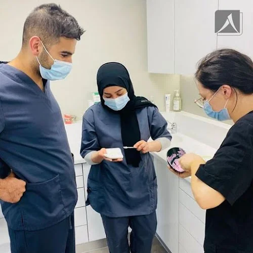 Angle House Specialist Dentistry (Harrow) - Dentist in Harrow