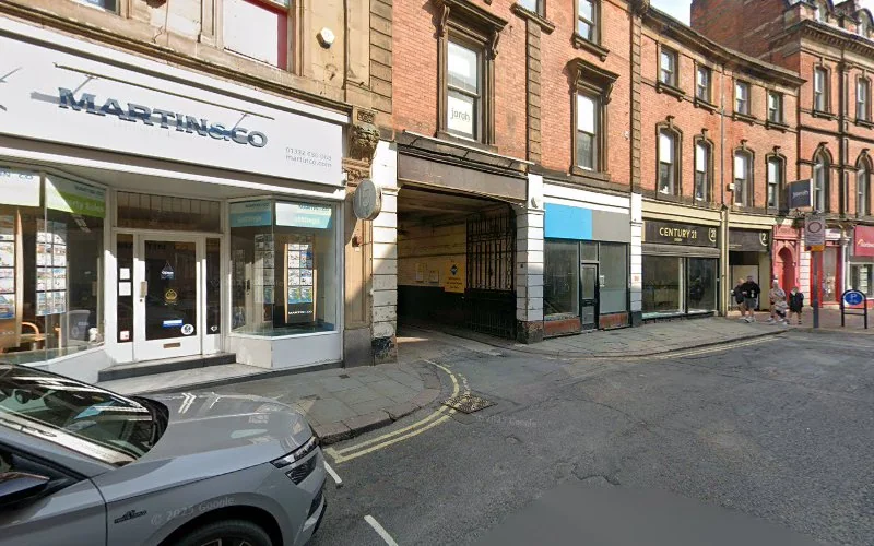 Ozel David & Marshall Tracy - Dental clinic in Derby