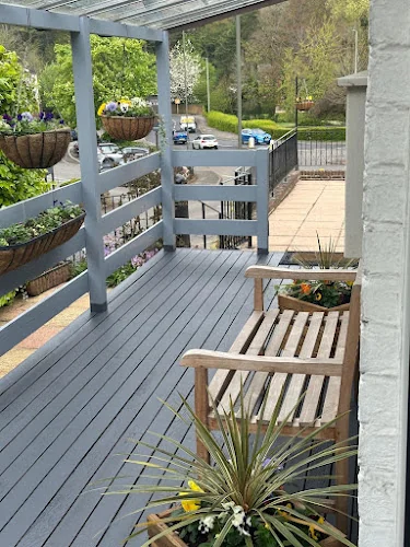 Lakeside Dental Practice - Dental clinic in Godalming