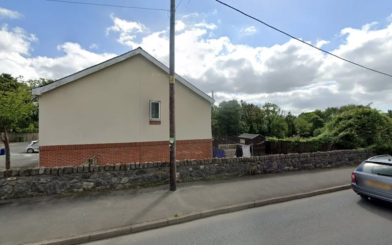 Keen S J - Dental clinic in Llangefni