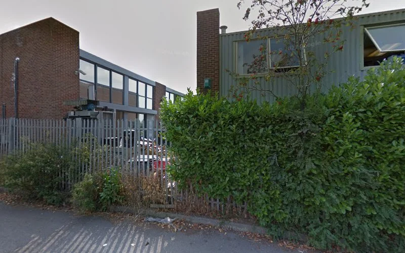 Tha Gallery Dental and Implant Centre - Dental clinic in Buckingham