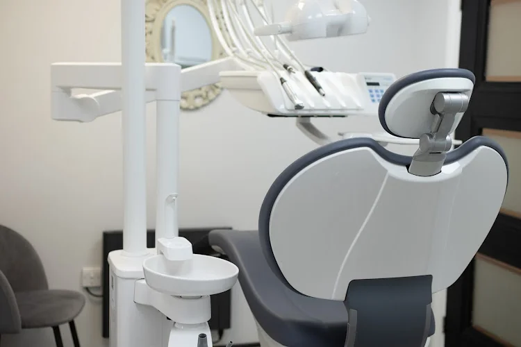 ABC Dental - Dentist in Cobham
