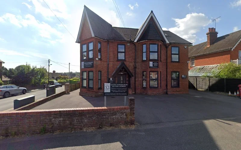 Dr Sami Butt - Orthodontist in Haywards Heath