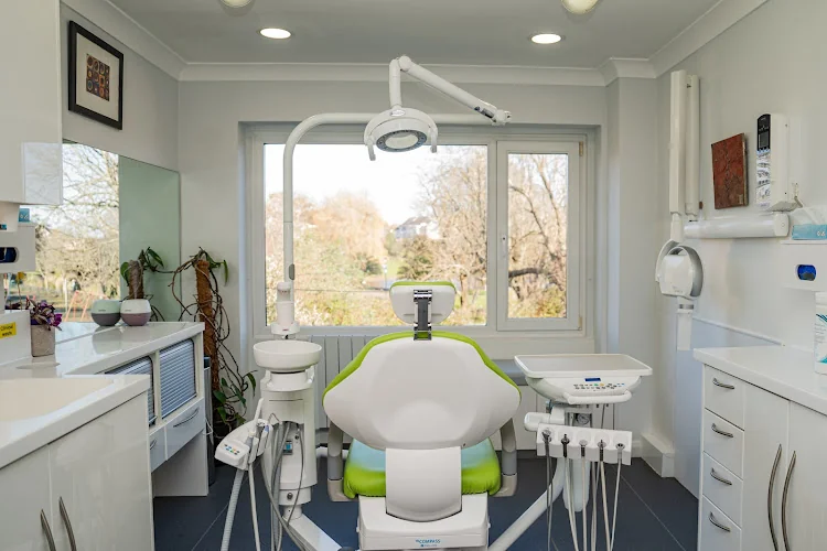 GreenTree Dental Implant Clinic - Dental clinic in Paignton