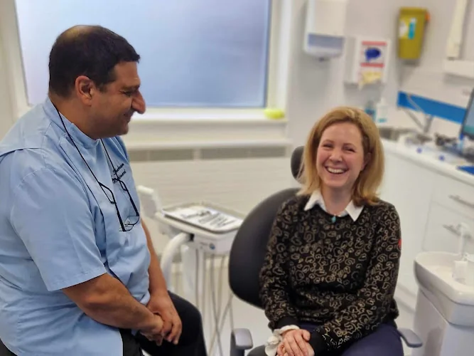 Bee Dental (Formally known as Pendlebury Dental Centre) - Dentist in Manchester