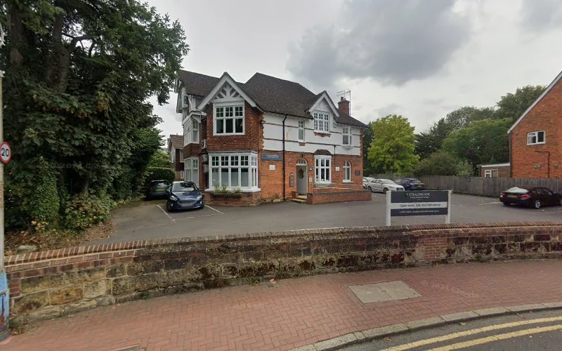 Peter Dr S V - Dental clinic in Tonbridge