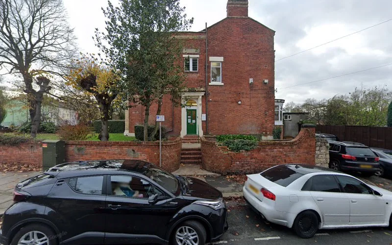 Robinson Dental - Dental clinic in Doncaster