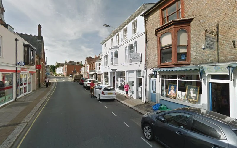 St James Clinic - Dental clinic in Newport