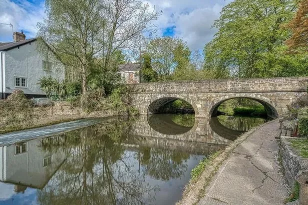 Bridge End Dental Practice - Dental clinic in Wrexham