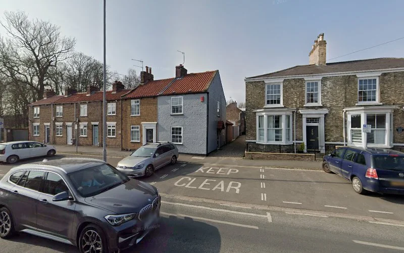 Church Dental Practice - Dental clinic in Beverley