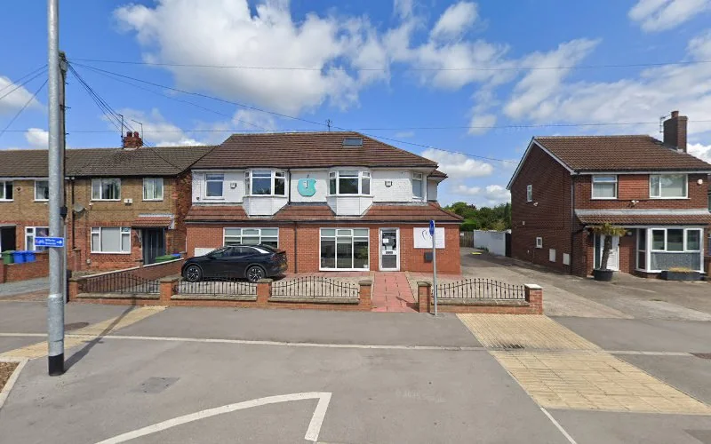 Mr Osbourne - Dentist in Hessle