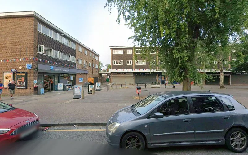 Carpenders Park Dental Practice - Dental clinic in Watford