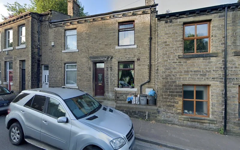 Saleem T - Dental clinic in Halifax