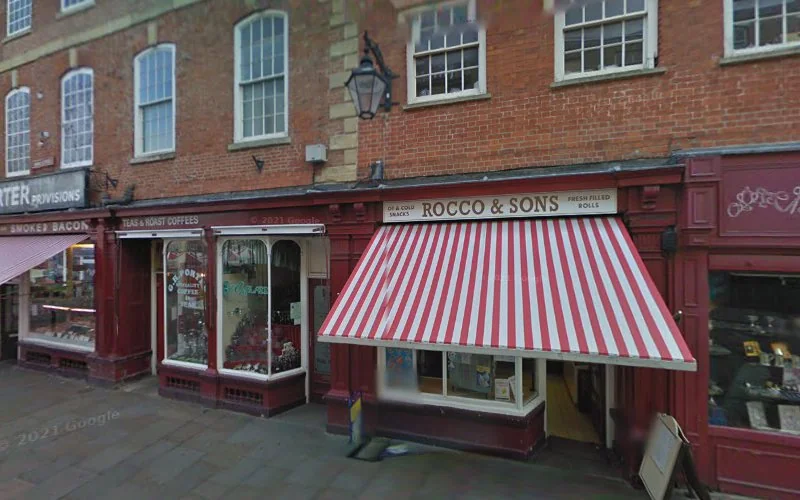 Dentures - Kevin Manners Denture Clinic & Dental Care - Dental clinic in Newark