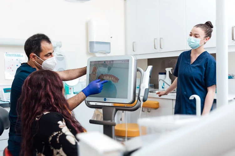 Smile Dental Practice - Dental clinic in Bromley
