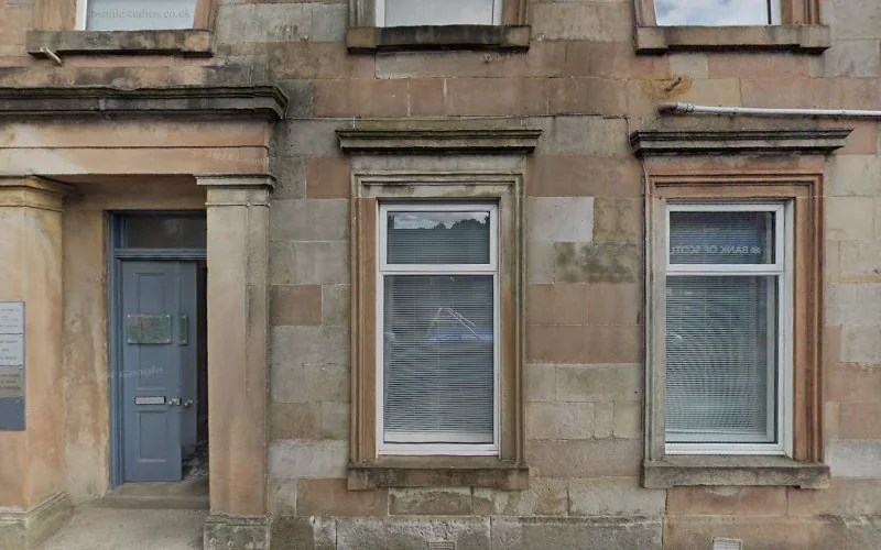 Tang Samantha - Dental clinic in Glasgow