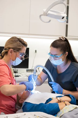 Polski Dentysta Londyn - Atrium Clinic Acton - Dentist in London