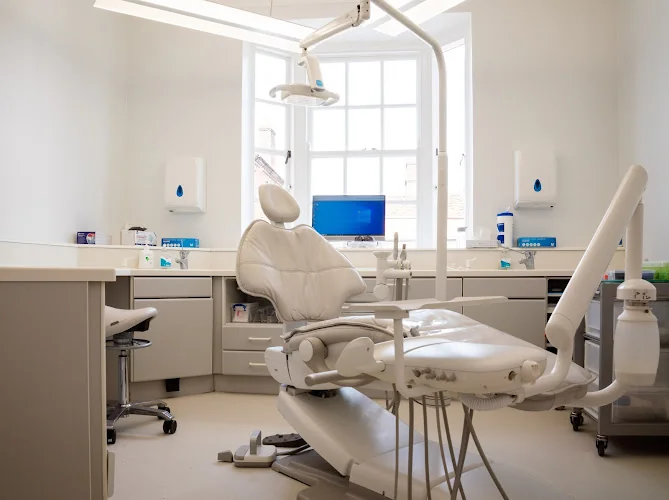 Contour Orthodontists - Orthodontist in Petersfield