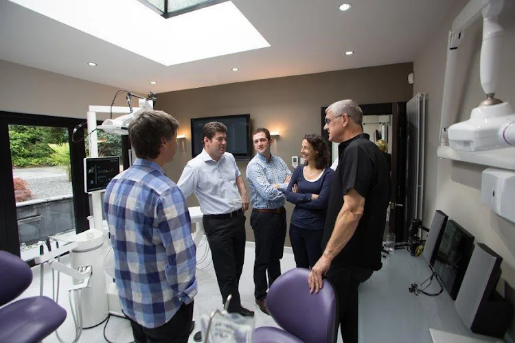 Bramcote Dental Practice - Dental clinic in Stockport