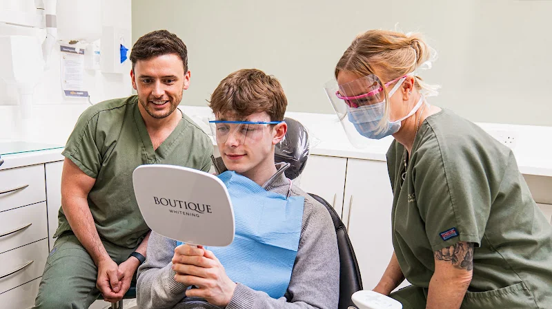 Abbots Oak Dental Practice - Dentist in Coalville