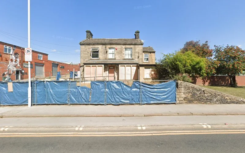 I D H - Dentist in Leeds