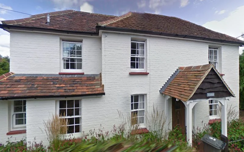 Andrew J S Mussett Ltd - Dentist in Godalming