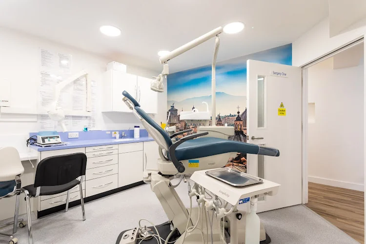 Bright Dental Surgery - Dental clinic in Woking