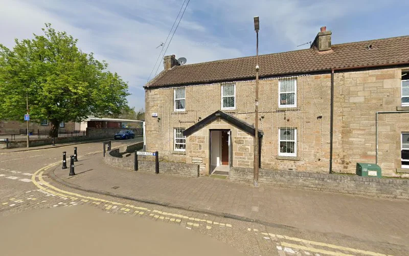 Emma-Louise Colvin - Dentist in Livingston