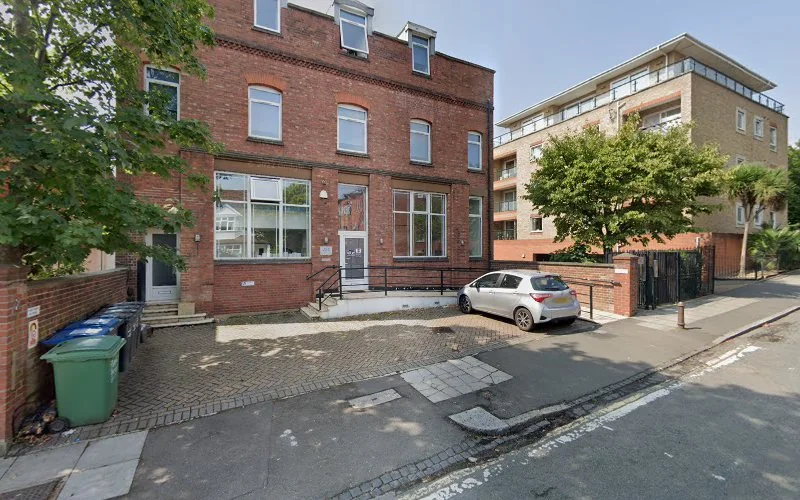 Ayub Endodontics - Endodontist in London