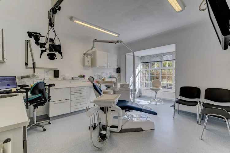 George Billis Endodontics - Dental clinic in Burgess Hill