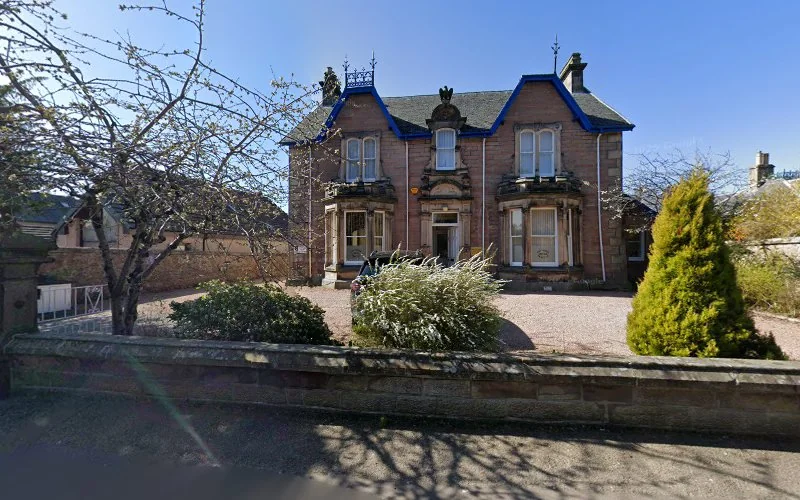 Southside Private Oral Surgery - Dental clinic in Inverness