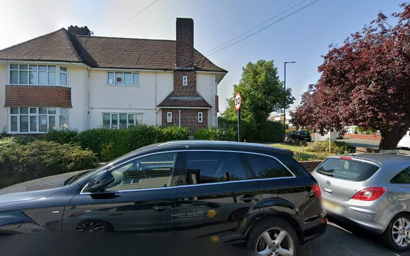 Rosemary Tomison Dentist - Dental clinic in Bristol