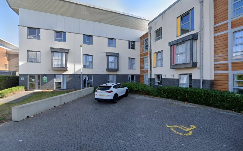 S C A Trafalgar Dental - Dental clinic in Gosport