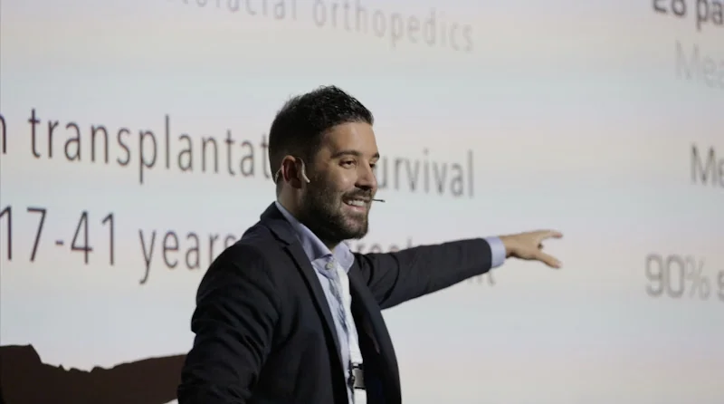 Dr Ernest Lucas-Taulé - Dentist in London