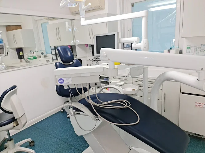 Camden High Street Dental Practice - Dentist in London